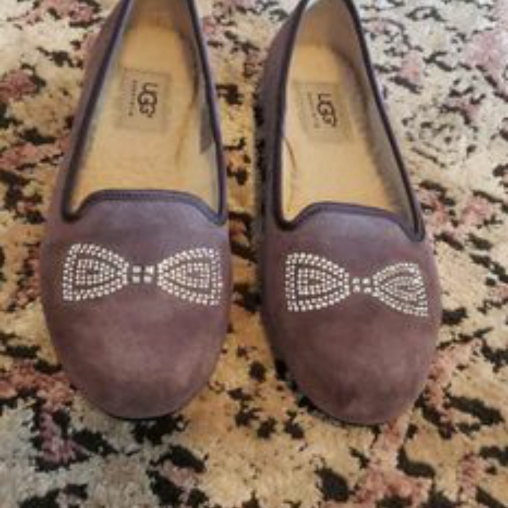 Ugg size 5 purple ballet flats rhinestones